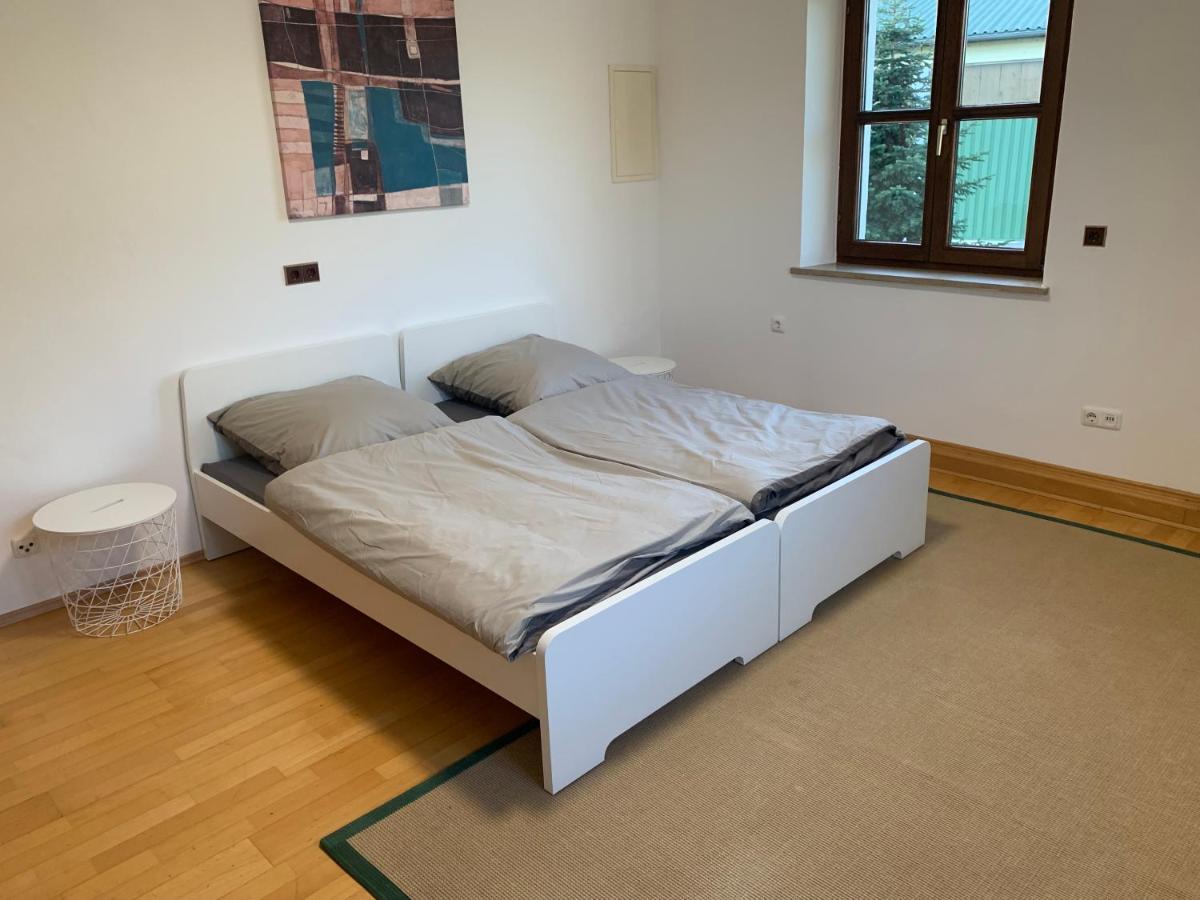 Villa Mit Pool Und Grillplatz In Ratisbona Exterior foto
