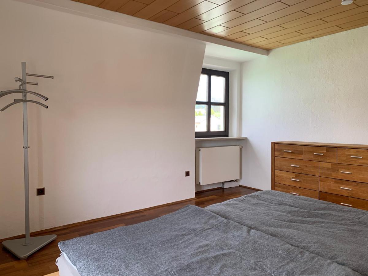Villa Mit Pool Und Grillplatz In Ratisbona Exterior foto